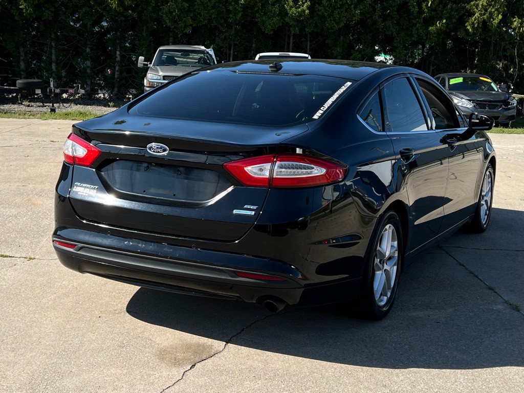 2016 Ford Fusion Image 5