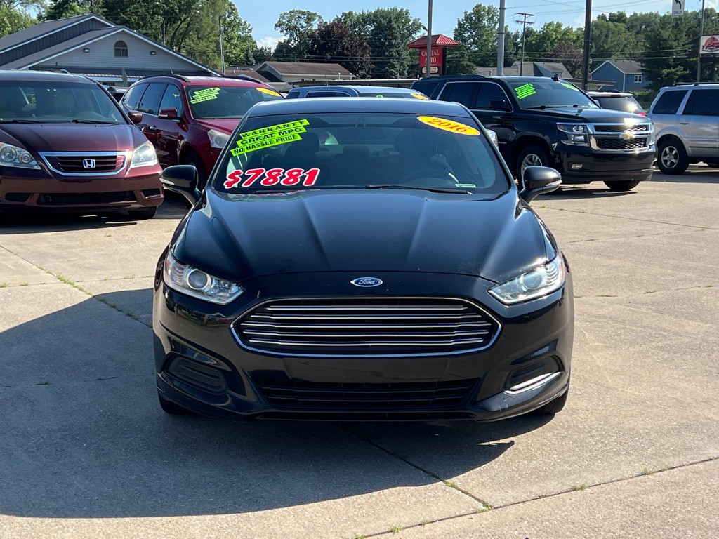 2016 Ford Fusion Image 11