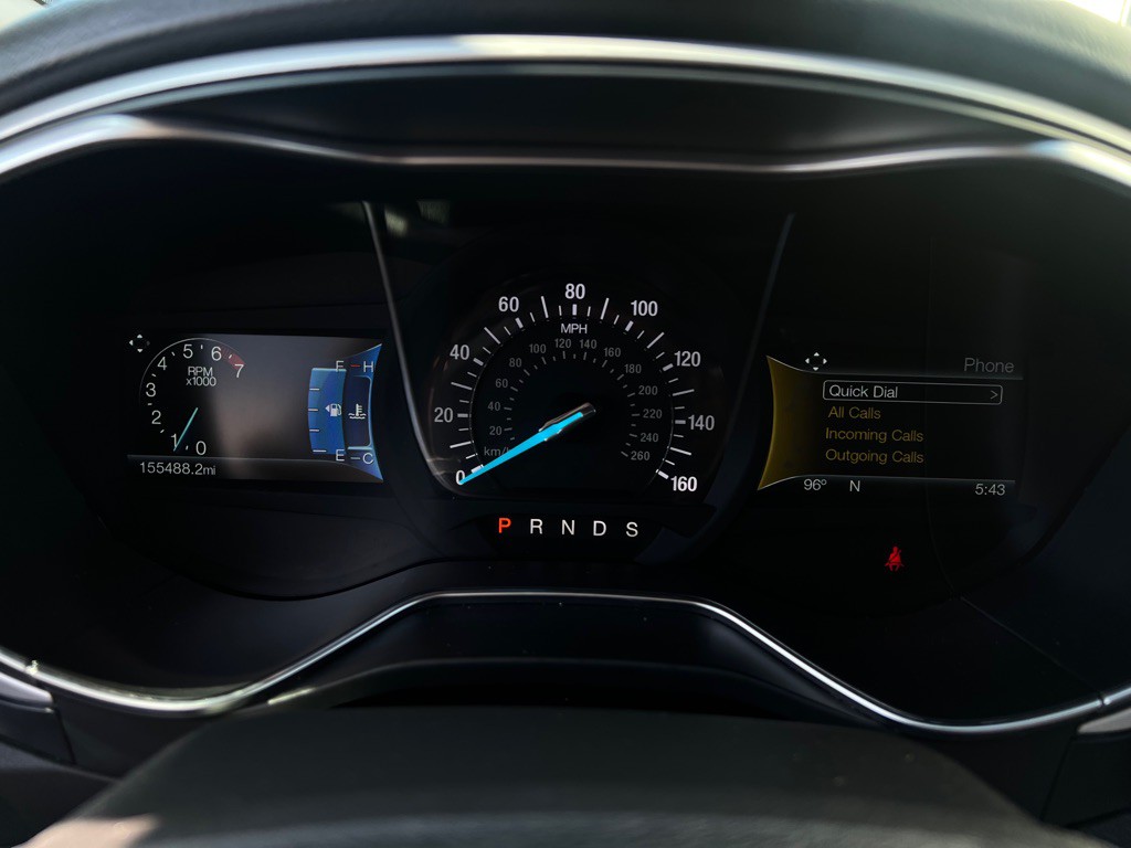 2016 Ford Fusion Image 17