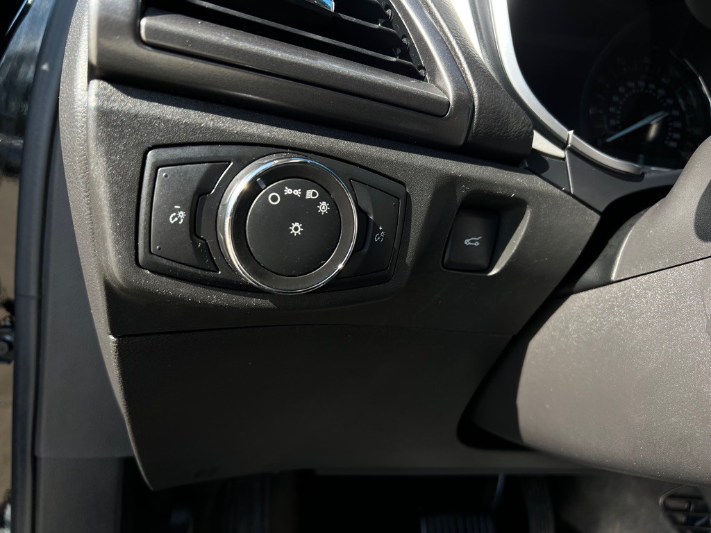 2016 Ford Fusion Image 20