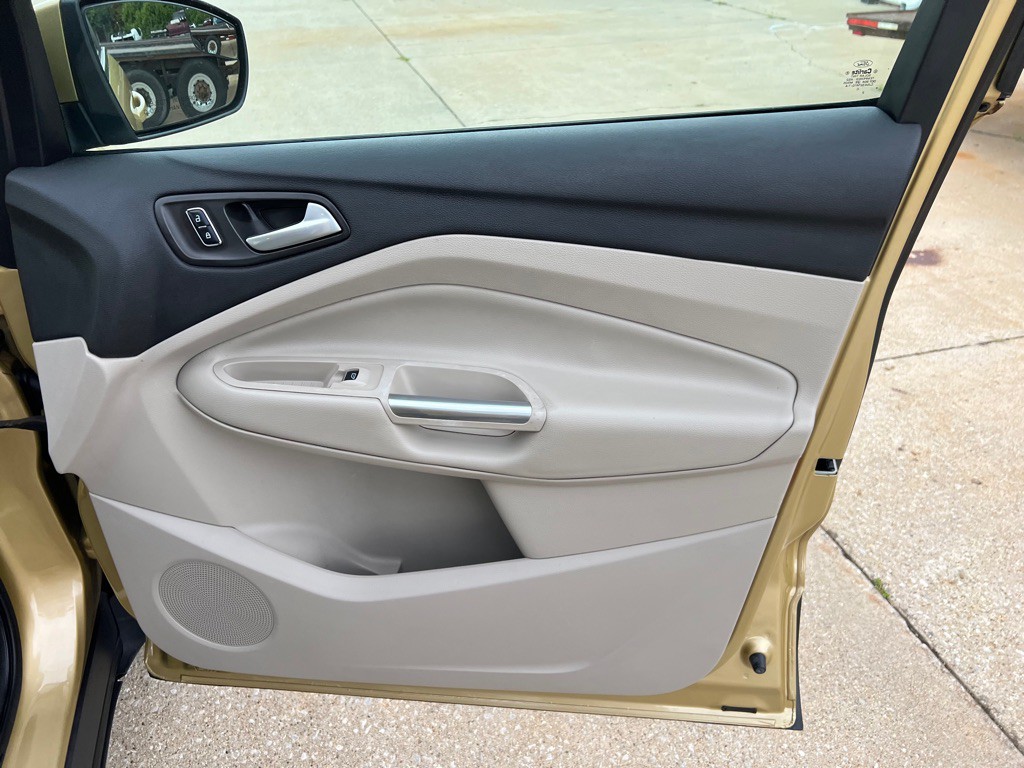 2014 Ford Escape Image 36