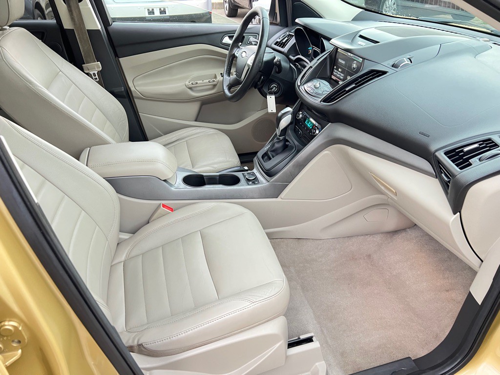 2014 Ford Escape Image 38
