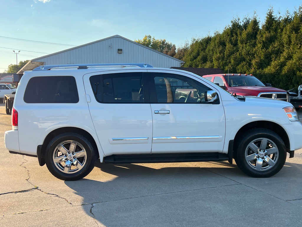 2010 Nissan Armada Image 3