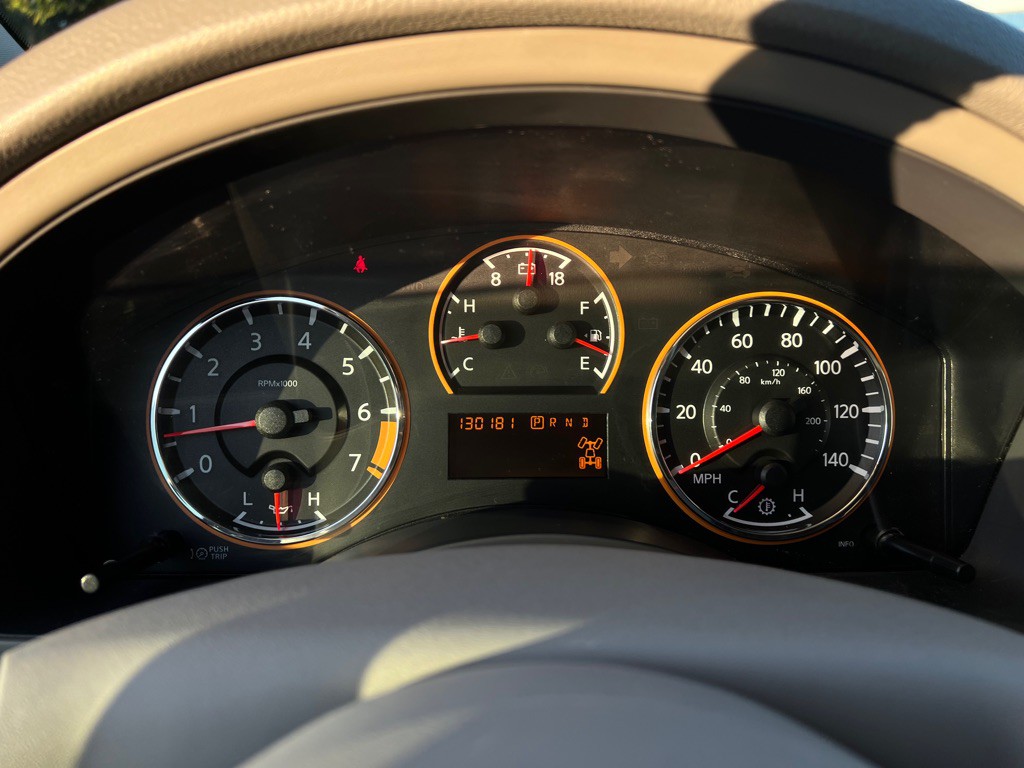 2010 Nissan Armada Image 19