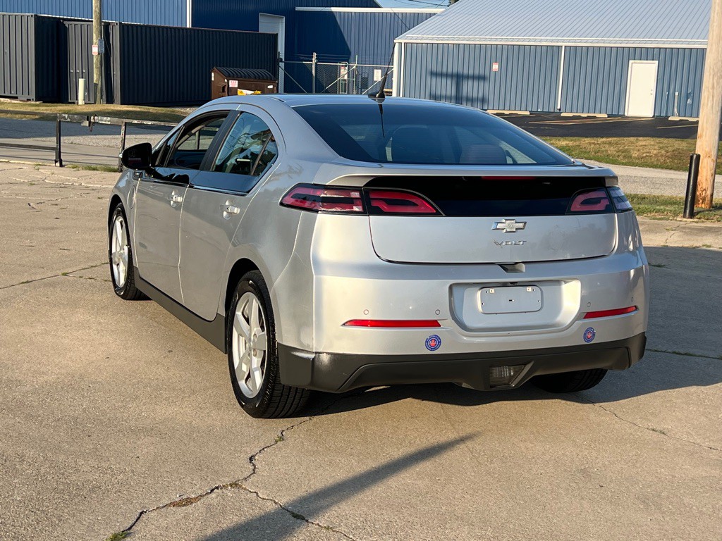 2013 Chevrolet Volt Image 8