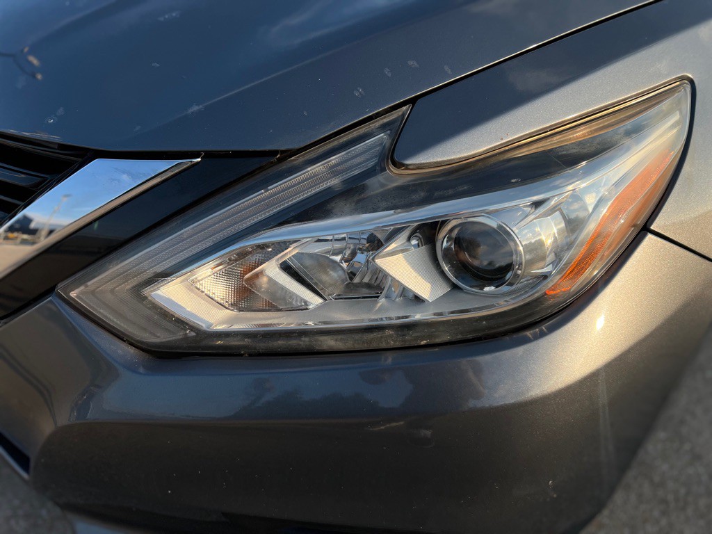 2016 Nissan Altima Image 14