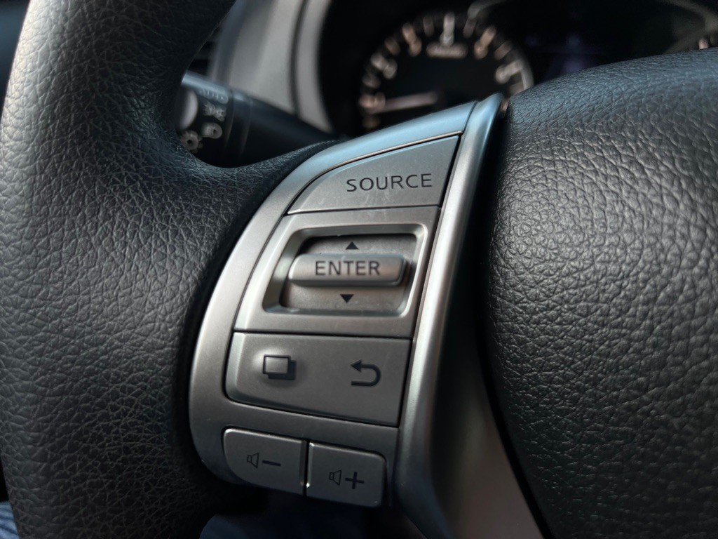 2016 Nissan Altima Image 22