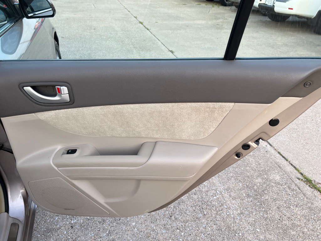 2006 Hyundai Sonata Image 24