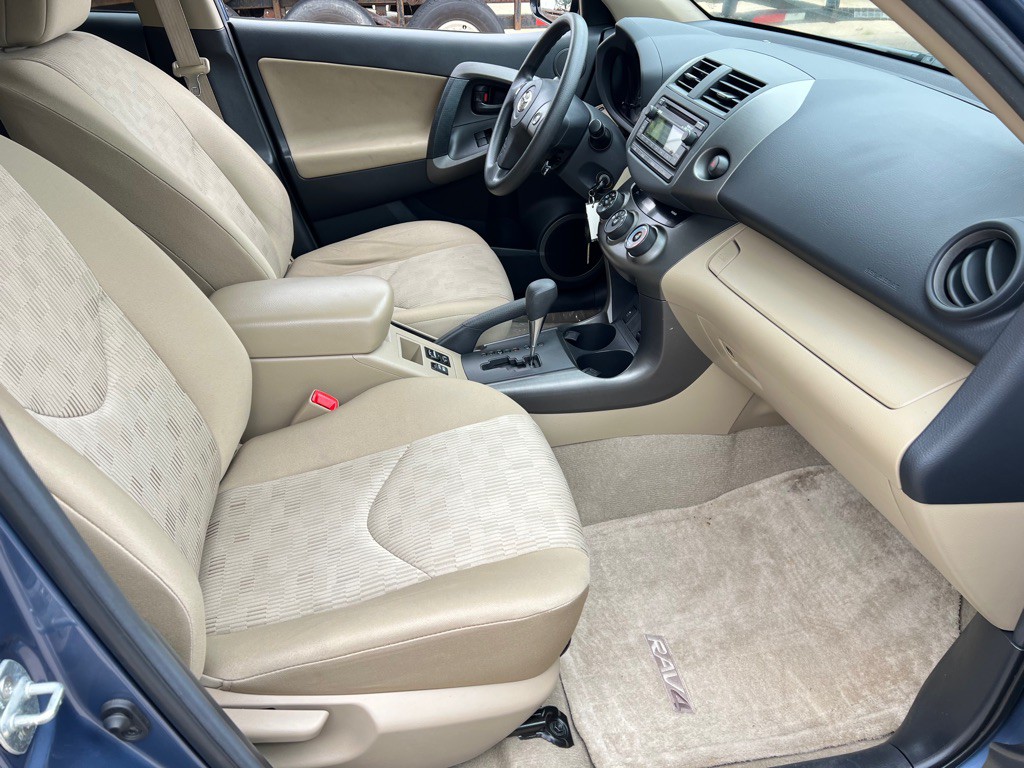 2012 Toyota Rav4 Image 41