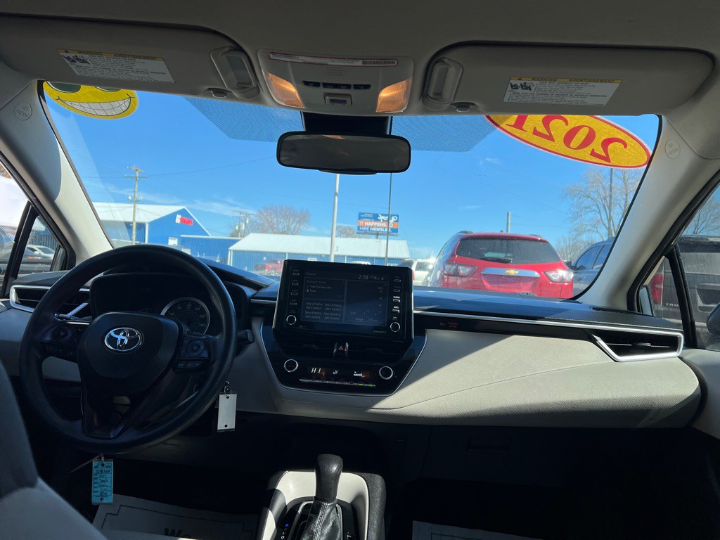 2021 Toyota Corolla Image 32