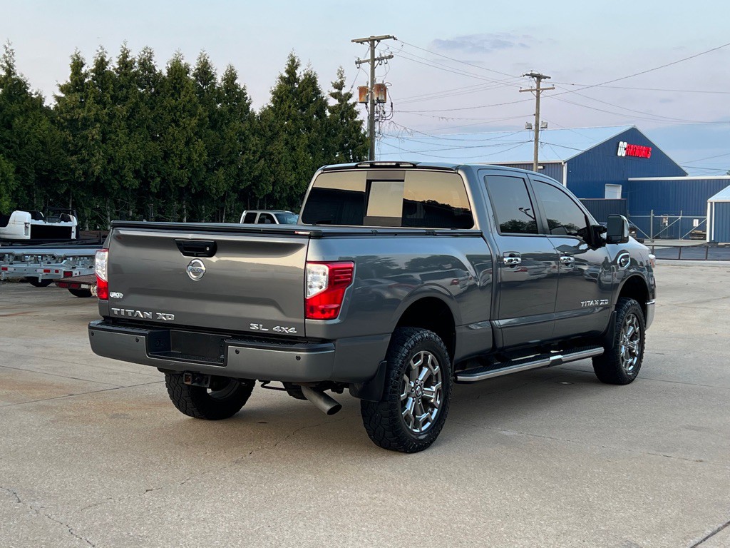 2019 Nissan Titan Image 8