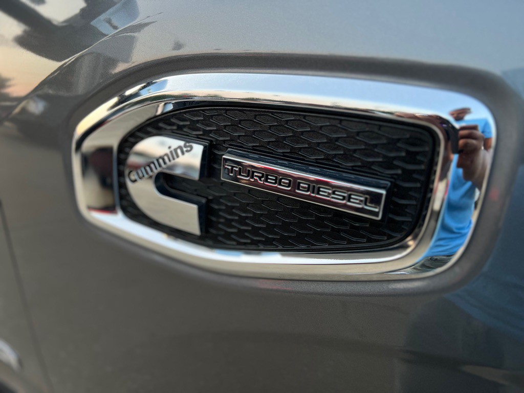2019 Nissan Titan Image 18