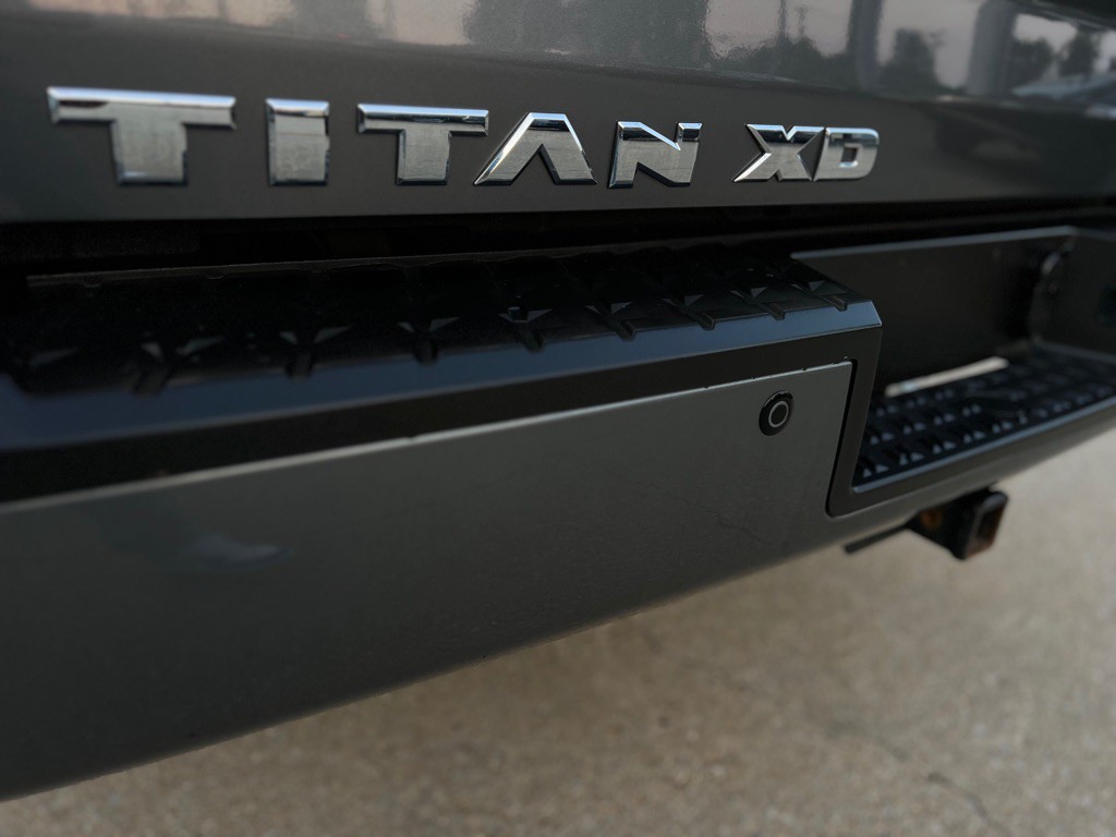2019 Nissan Titan Image 23