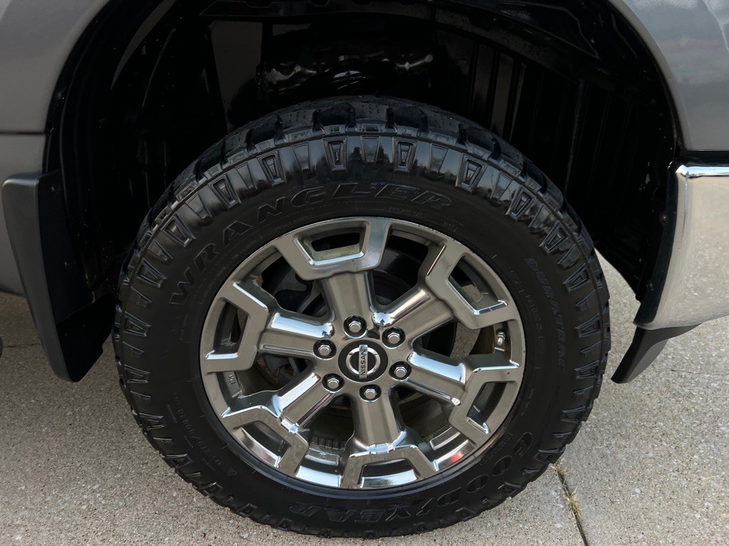 2019 Nissan Titan Image 27