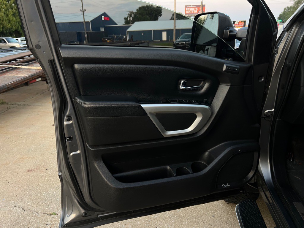 2019 Nissan Titan Image 29