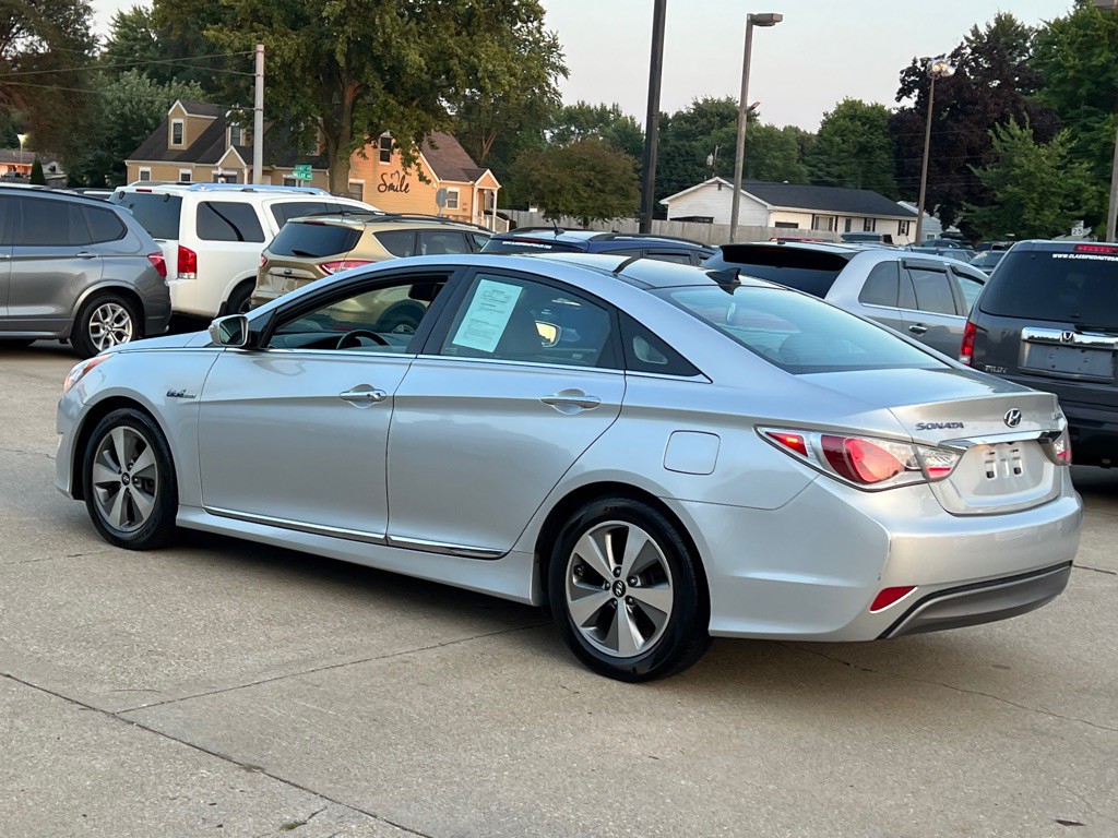 2012 Hyundai Sonata Image 4