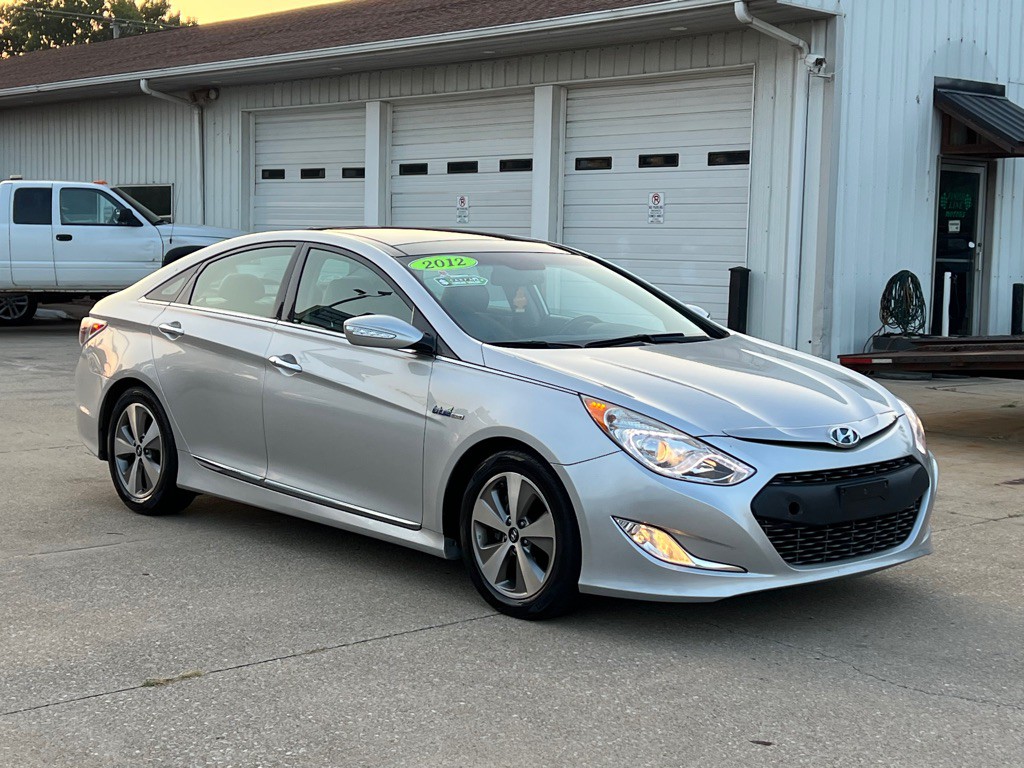 2012 Hyundai Sonata Image 10