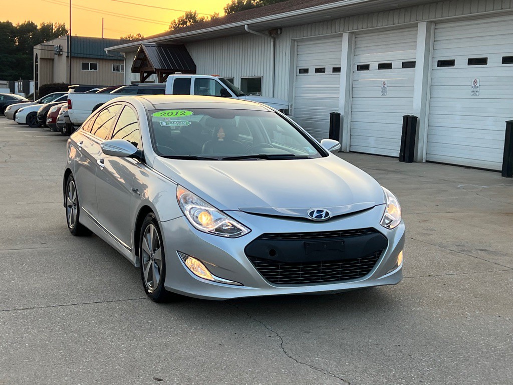 2012 Hyundai Sonata Image 11