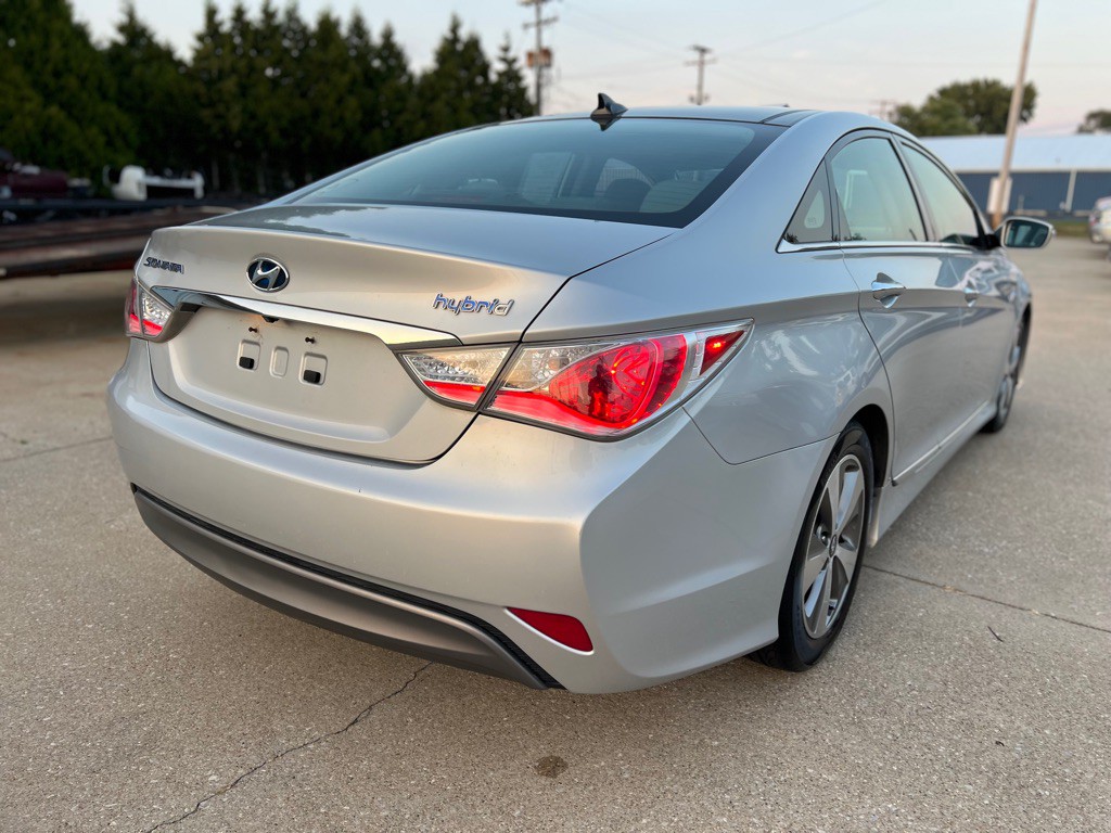 2012 Hyundai Sonata Image 12
