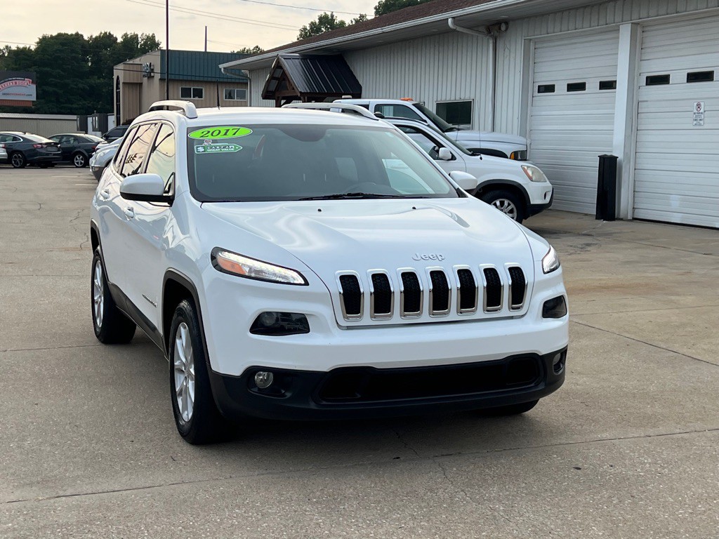 2017 Jeep Cherokee Image 1