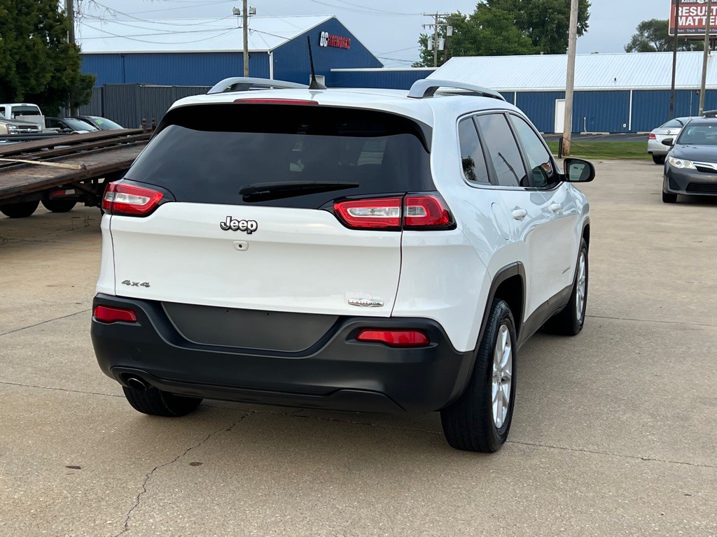 2017 Jeep Cherokee Image 5