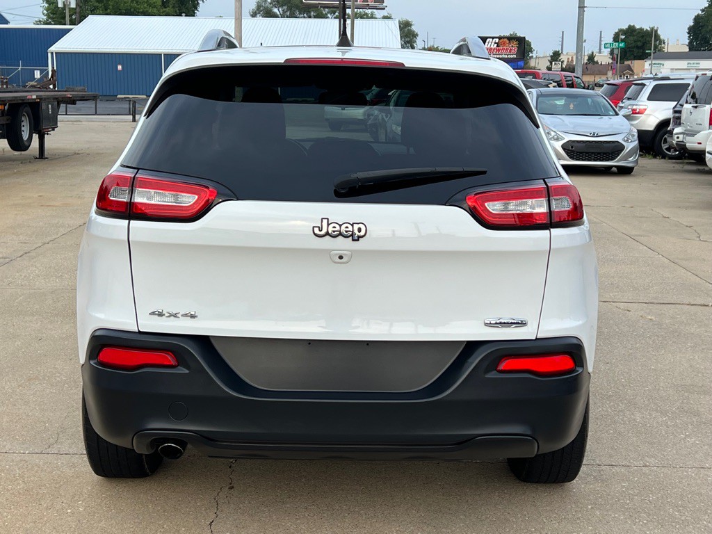 2017 Jeep Cherokee Image 6