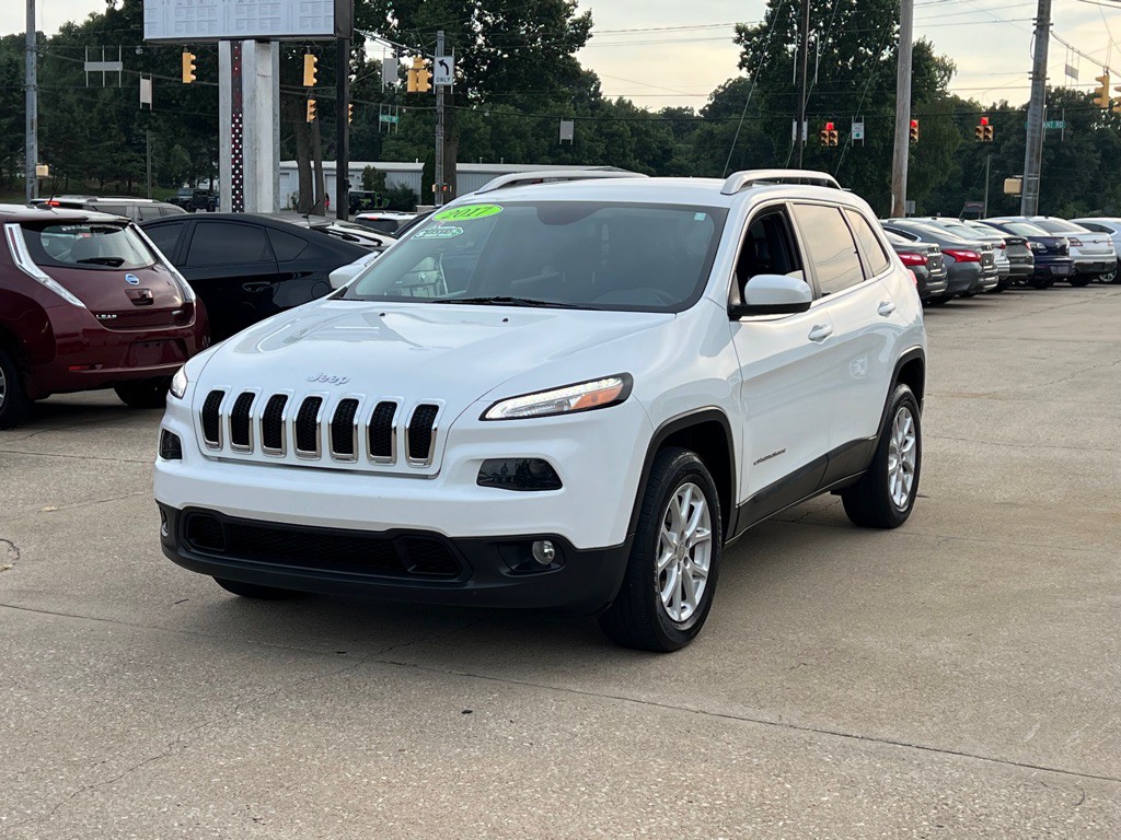 2017 Jeep Cherokee Image 10