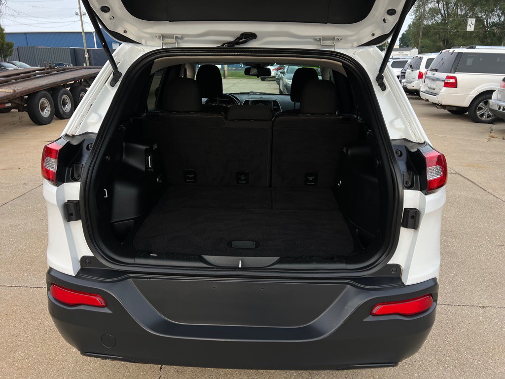 2017 Jeep Cherokee Image 27