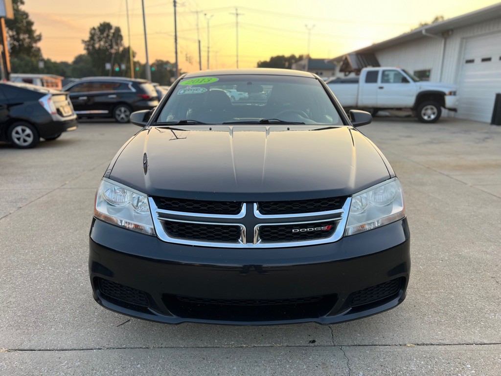 2013 Dodge Avenger Image 3