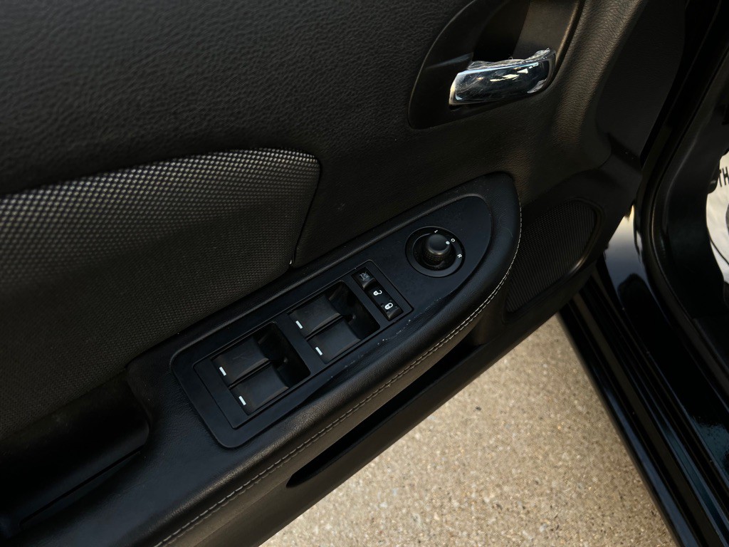 2013 Dodge Avenger Image 19