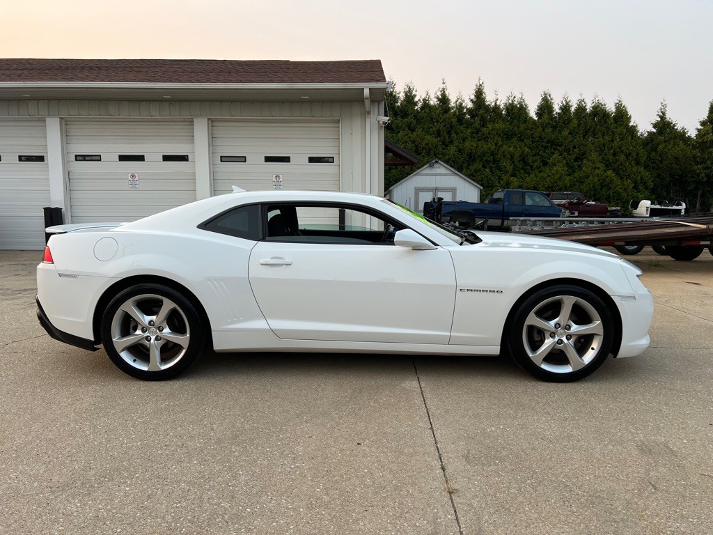 2015 Chevrolet Camaro Image 8