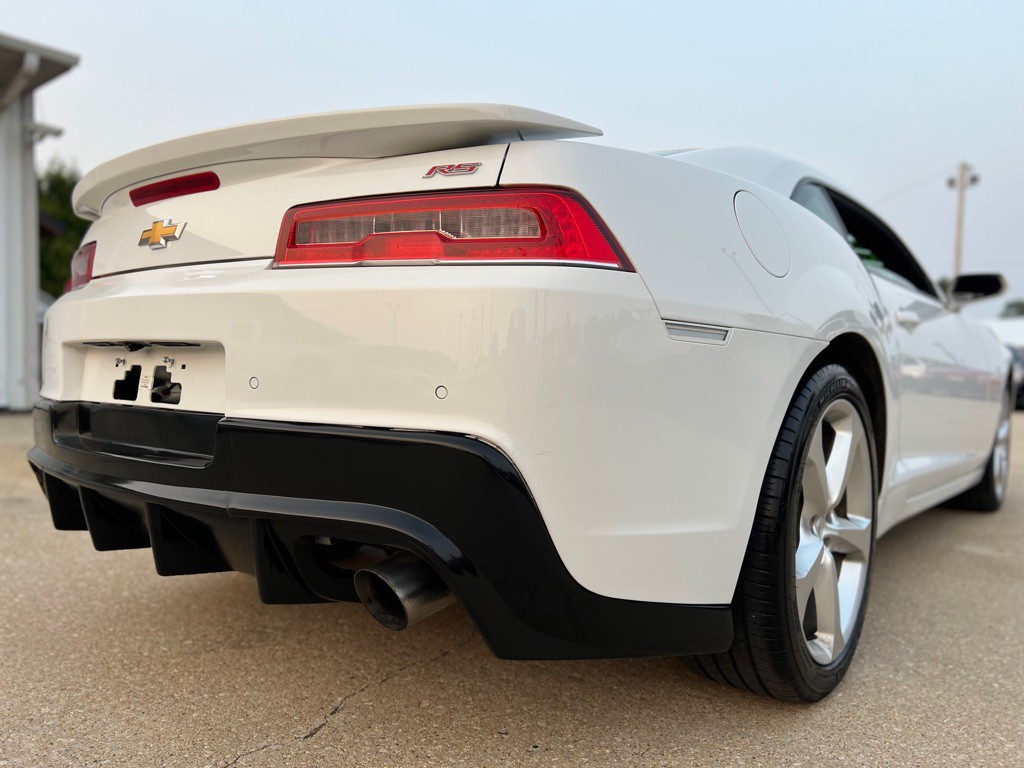 2015 Chevrolet Camaro Image 19