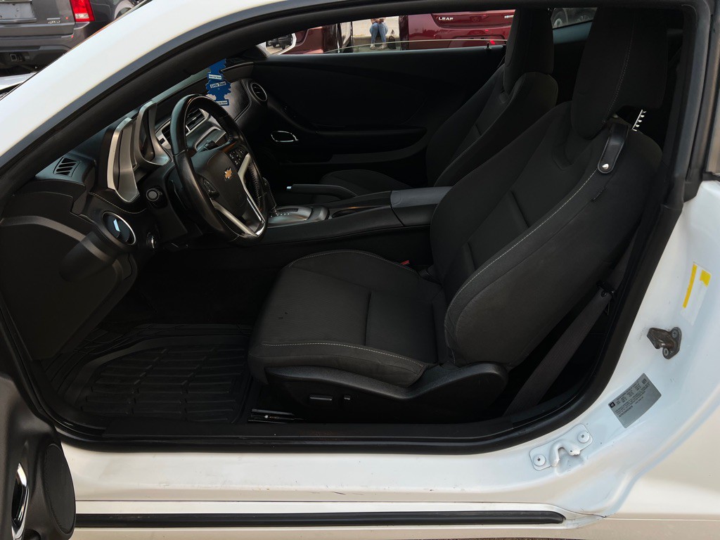 2015 Chevrolet Camaro Image 24