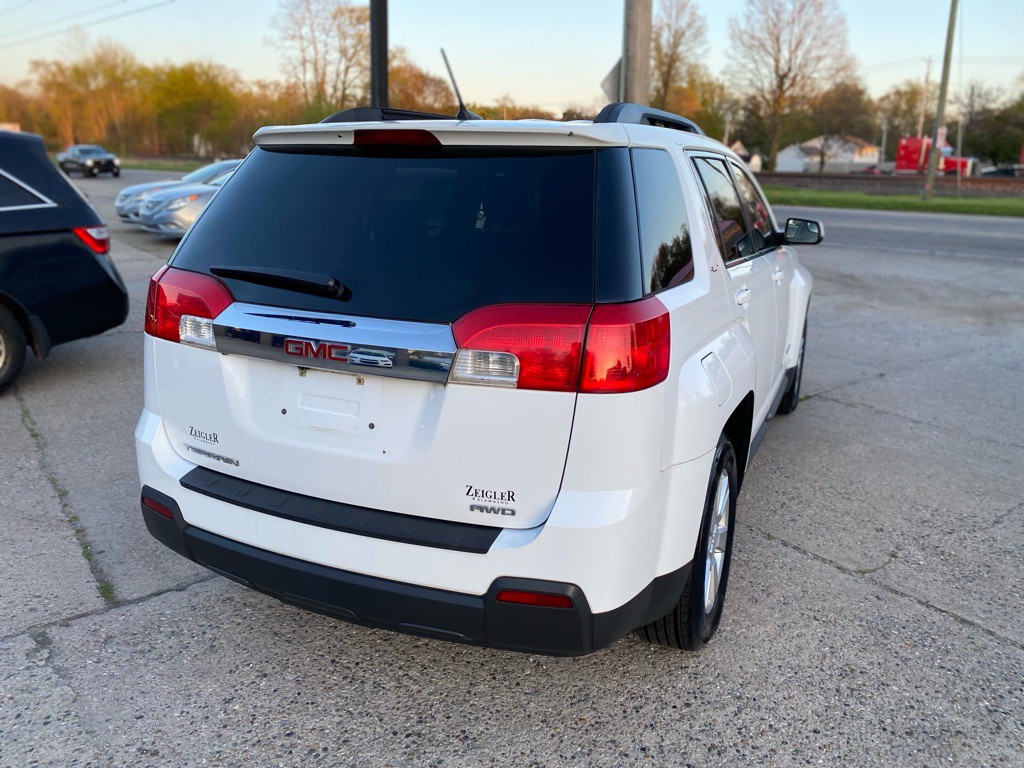 2013 GMC Terrain Image 9