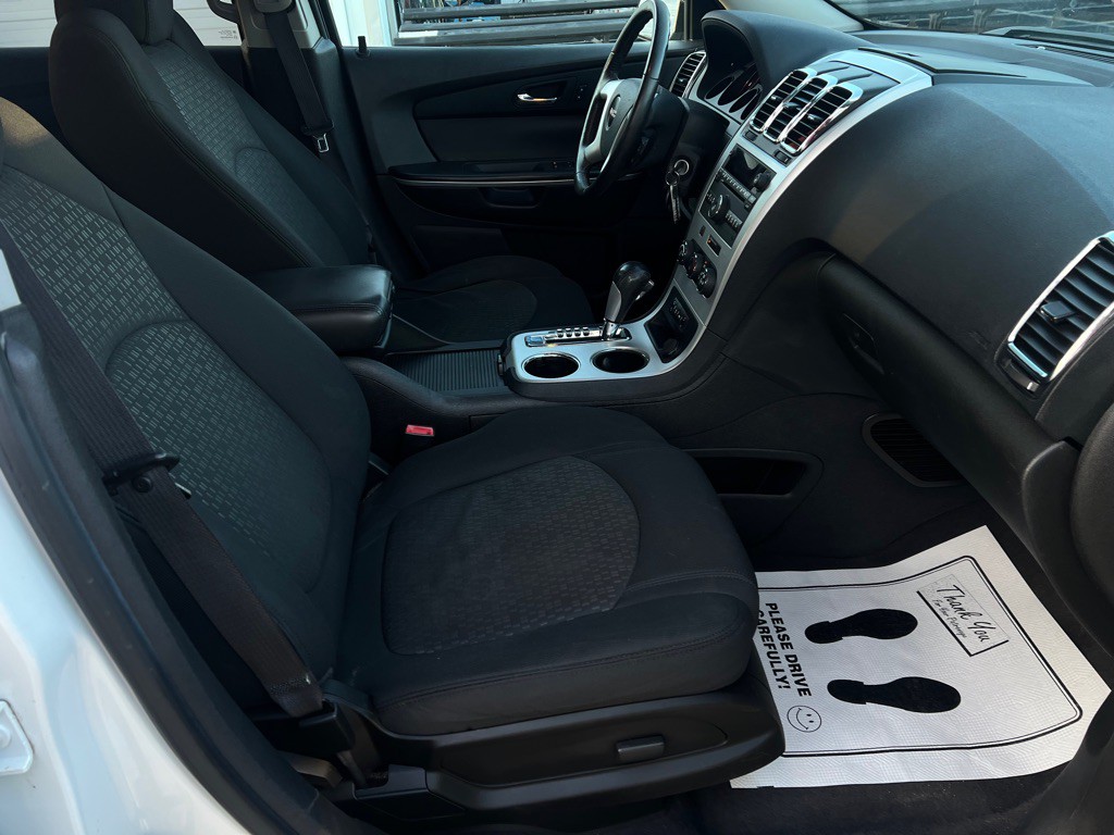 2010 GMC Acadia Image 36