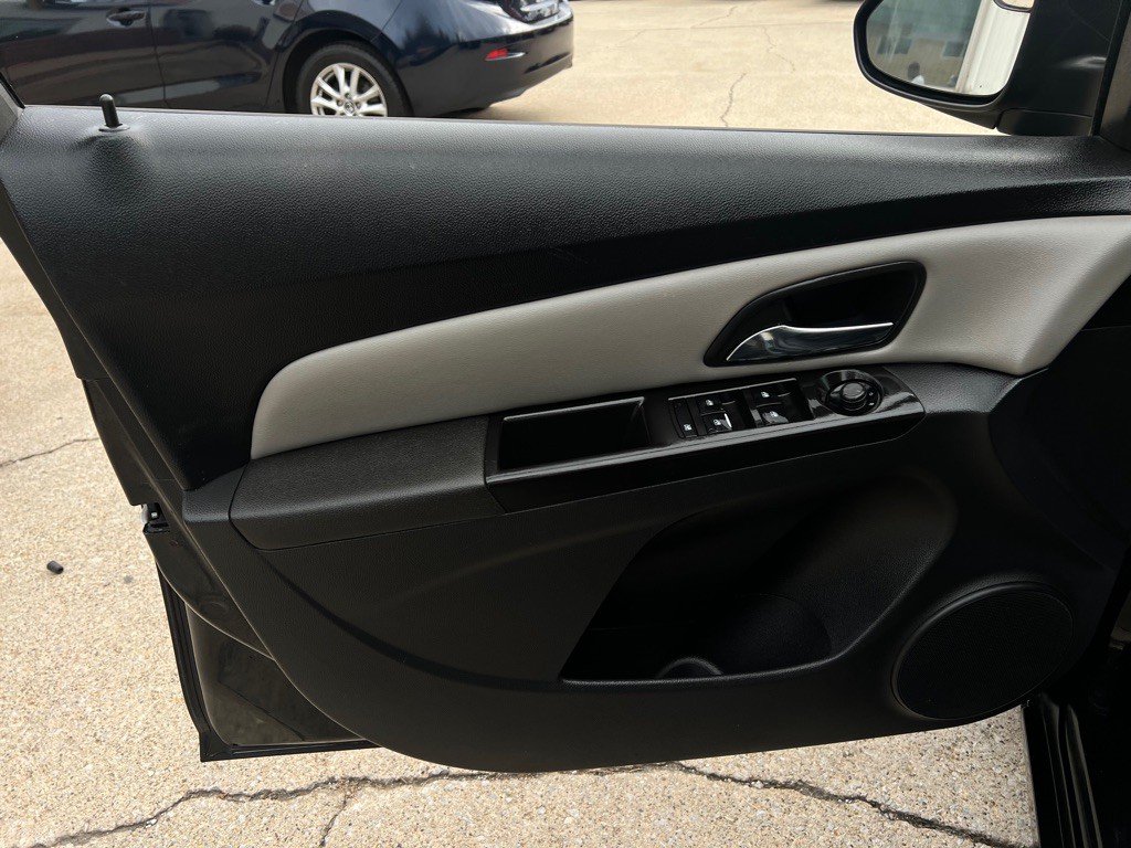 2014 Chevrolet Cruze Image 15