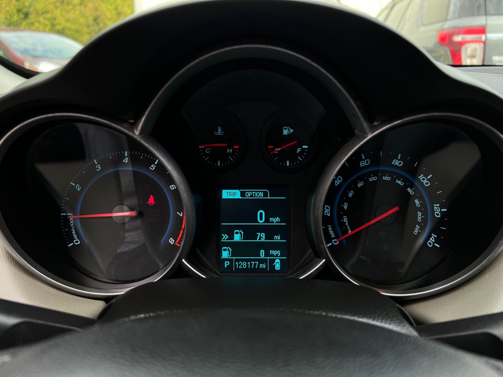 2014 Chevrolet Cruze Image 18