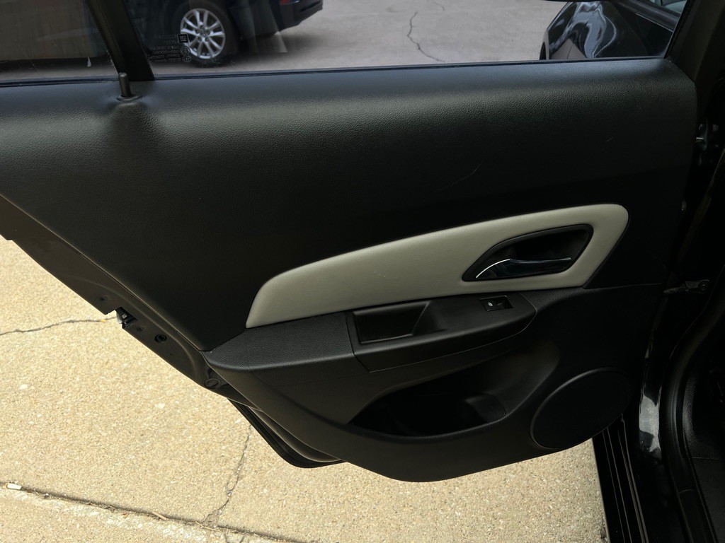 2014 Chevrolet Cruze Image 22