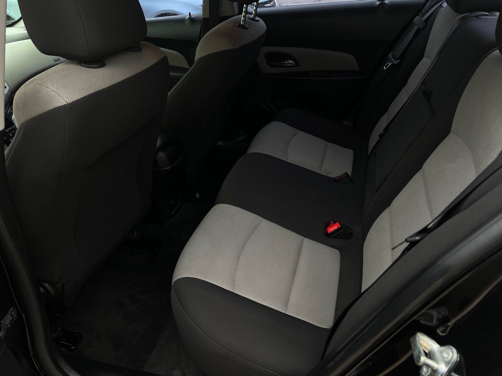 2014 Chevrolet Cruze Image 24