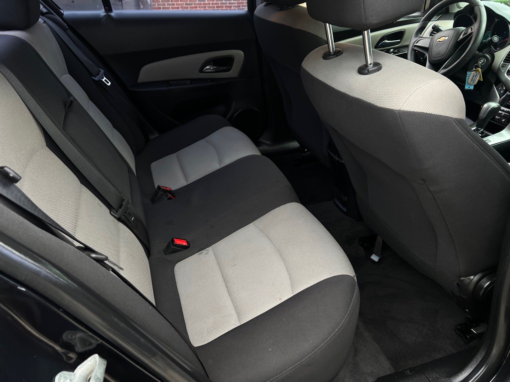 2014 Chevrolet Cruze Image 27