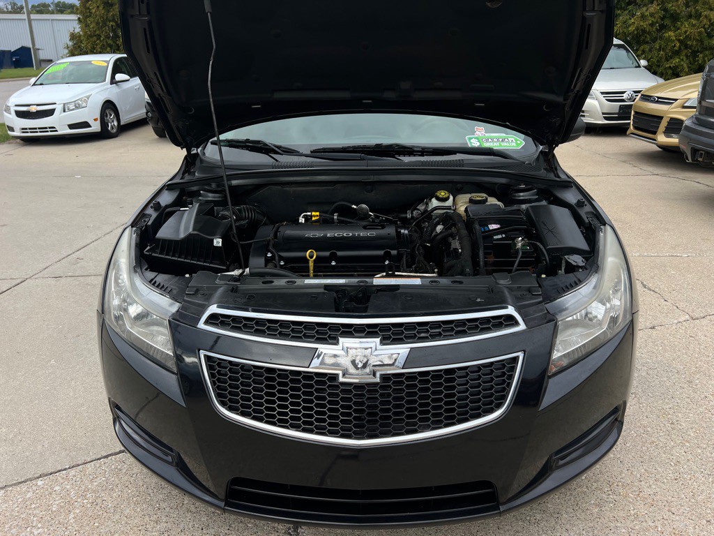 2014 Chevrolet Cruze Image 32