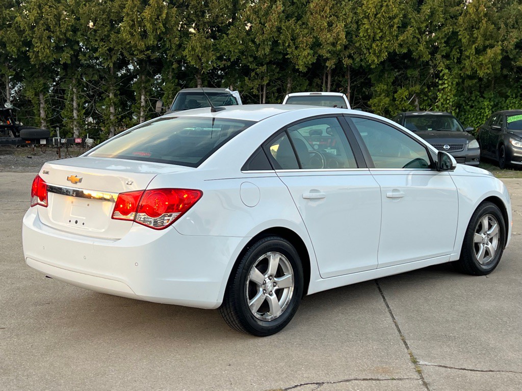 2014 Chevrolet Cruze Image 38