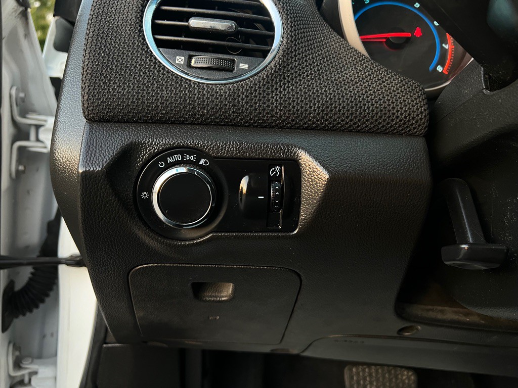 2014 Chevrolet Cruze Image 54