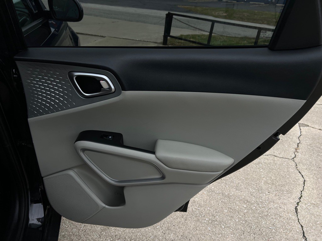 2020 Kia Soul Image 32