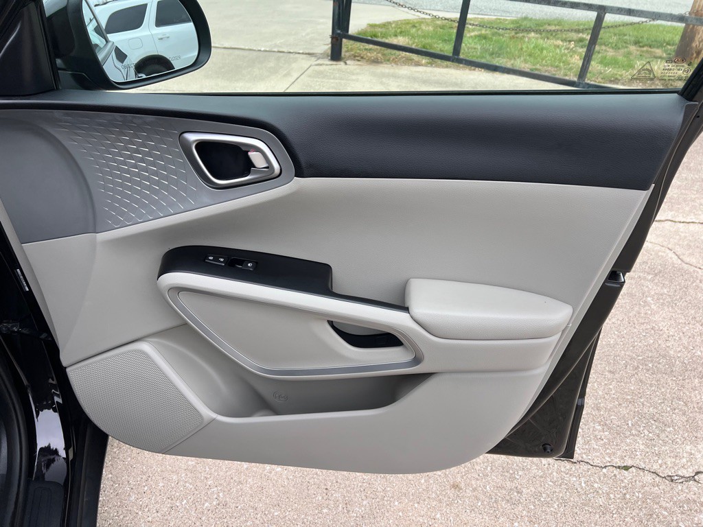 2020 Kia Soul Image 35