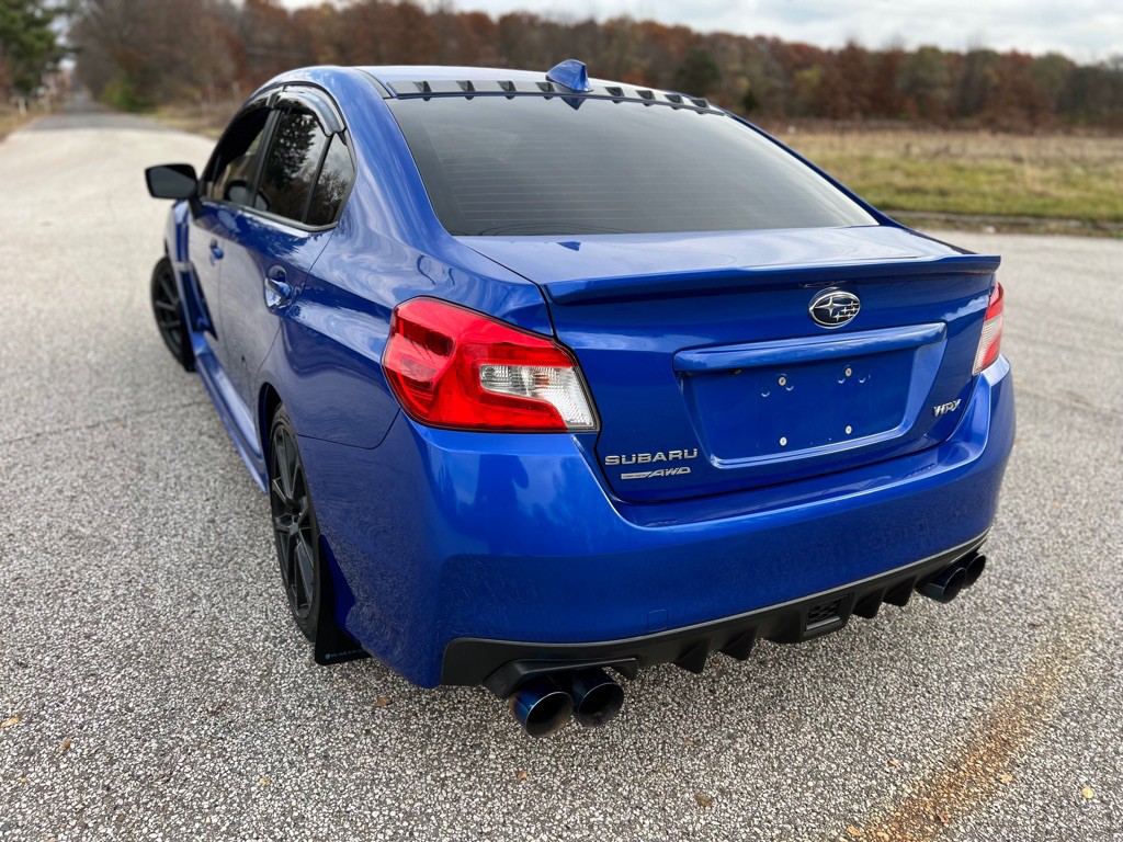 2015 Subaru WRX Image 8