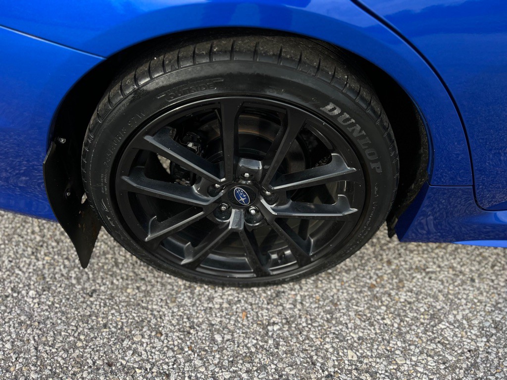 2015 Subaru WRX Image 18