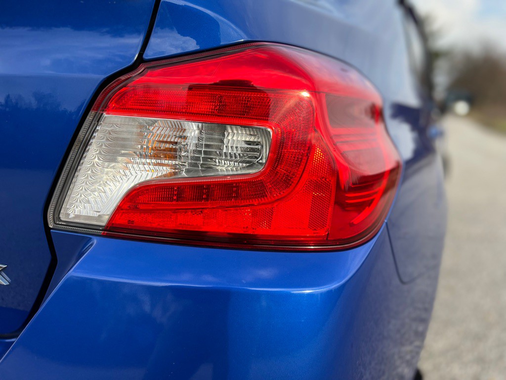 2015 Subaru WRX Image 19