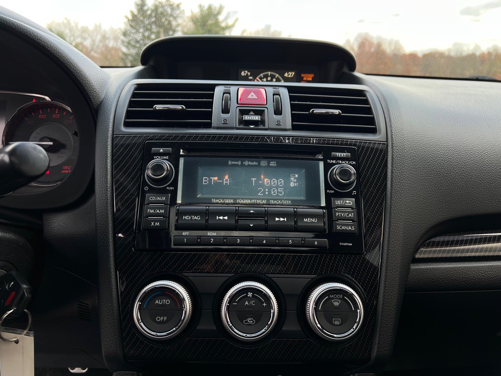 2015 Subaru WRX Image 33