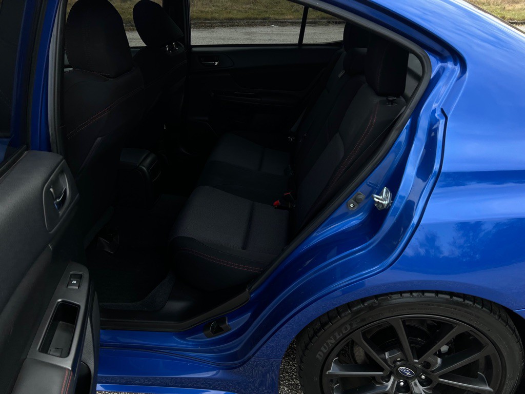 2015 Subaru WRX Image 39